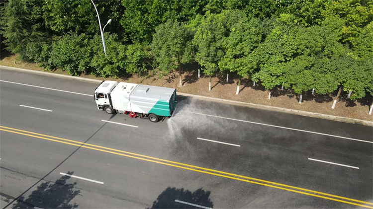 重汽洗掃灑水一體車 重汽洗掃灑水一體車
