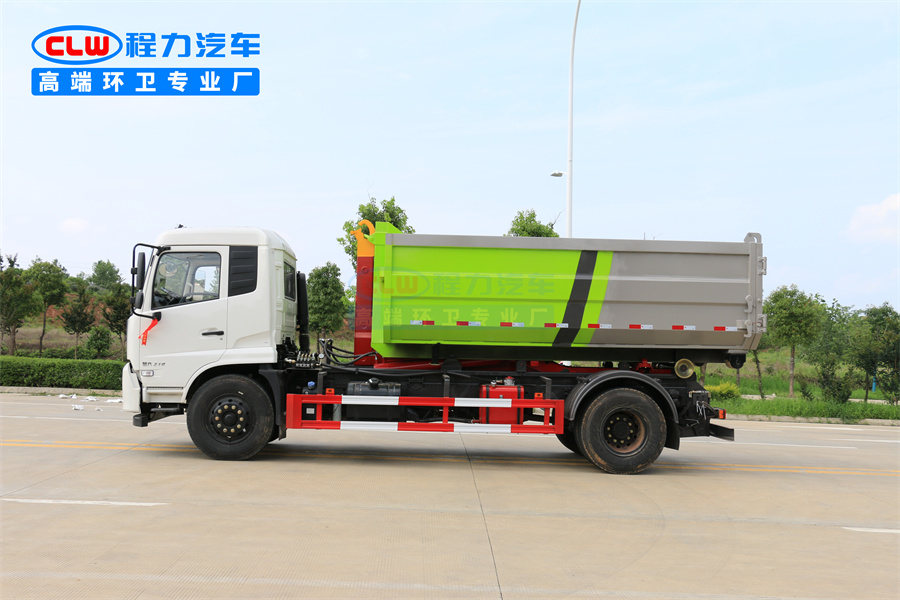 12~16方東風(fēng)天錦勾臂垃圾車(chē) 12~16方東風(fēng)天錦勾臂垃圾車(chē)