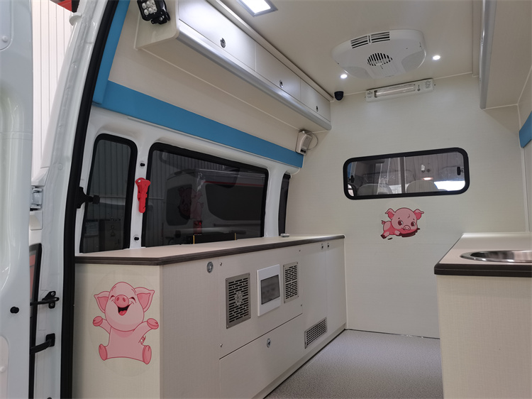 福特348客運版體檢車 福特348客運版體檢車